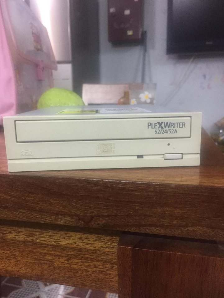 37247475_2111039535835789_8161300618250551296_n.jpg