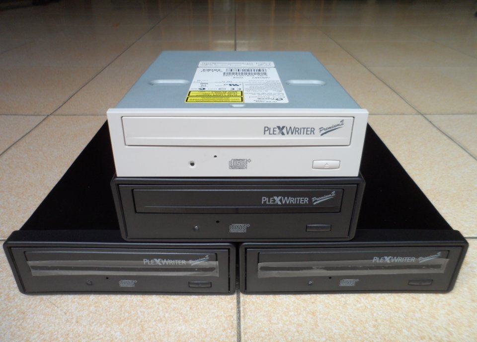 Plextor Premium 2 Collection 4.JPG