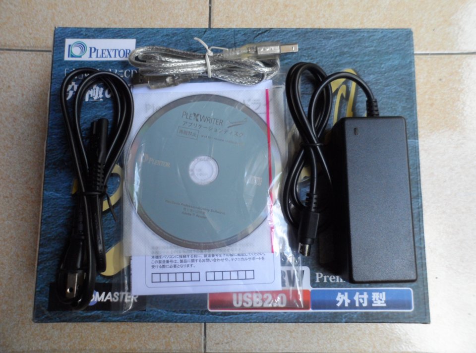 Plextor Premium 2U_JPB-3.JPG