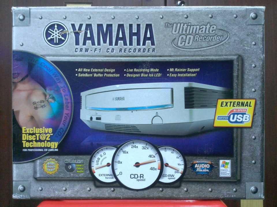 Yamaha CRW-F1UX.1.jpg