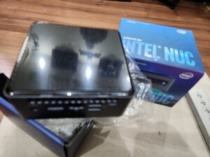 nuc8i7 case.jpg