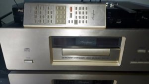 Remote 90-91.jpg