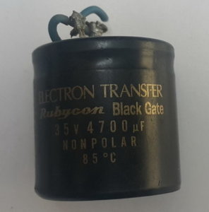 BlackGate 4700 uF - 1.jpg