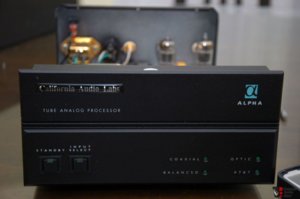 593066-california_audio_labs_alpha_tube_da_converter.jpg