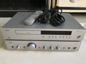 3,4-ARCAM (DIVA) CD72-A75.jpg