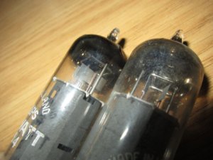 s-l1600 D getter.jpg