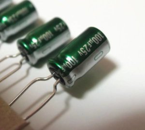 Nichicon MUSE FX 25V 100uF.jpg