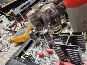 2239223-audio-research-classic-60-kt88-6550-stereo-amplifier.jpg