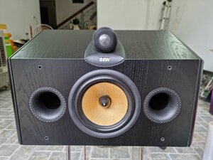 5.Center B&W CDM-CNT.jpg