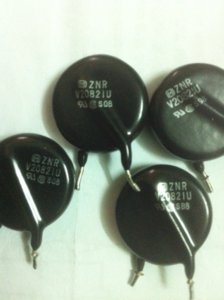 ZNR V20821U.jpg