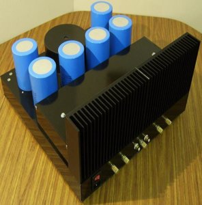 Jean-Hiraga-Super-Class-A-Amplifier-rear.jpg