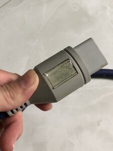 594cc927b5d776892fc6.jpg