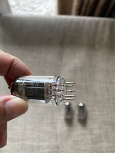 z3749880513297_eb772343efe27395bac42e541b6f07f7.jpg